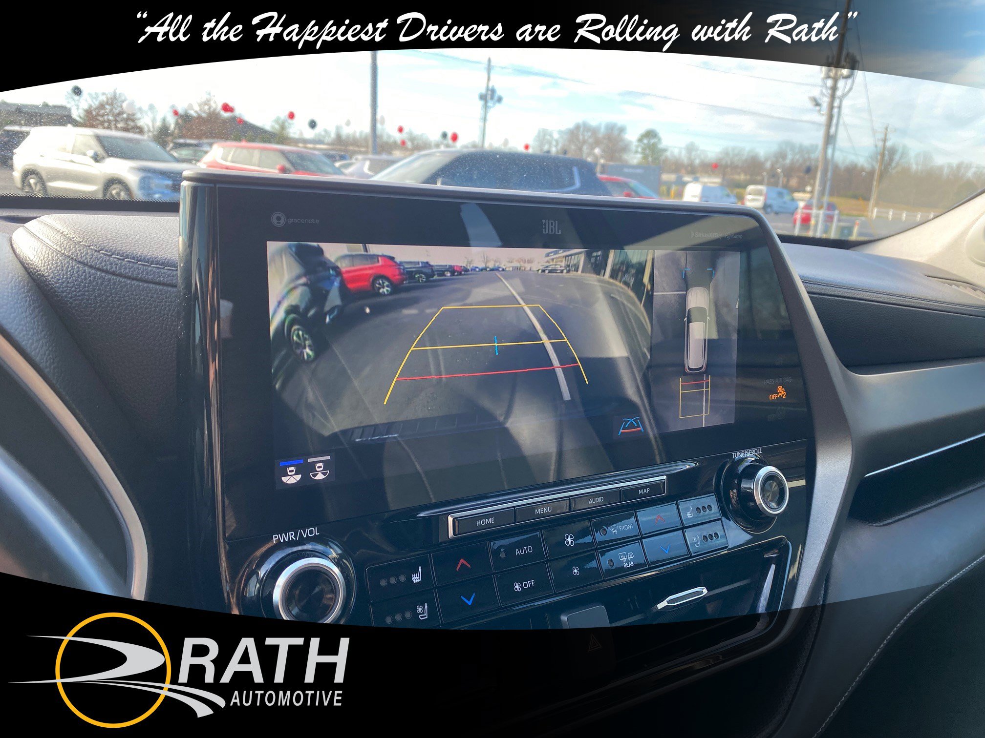 Used 2022 Toyota Highlander Limited image 15