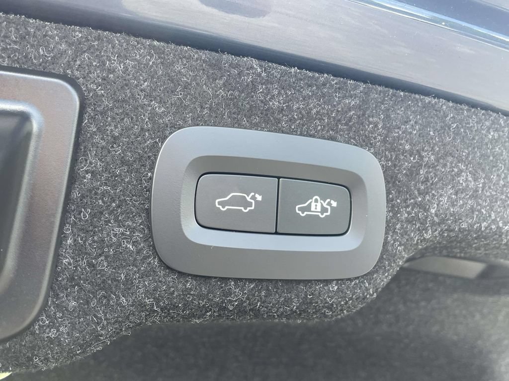 Used 2023 Volvo S90 B6 Ultimate AWD/4WD image 19