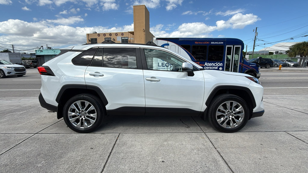 Used 2024 Toyota RAV4 XLE Premium FWD image 16