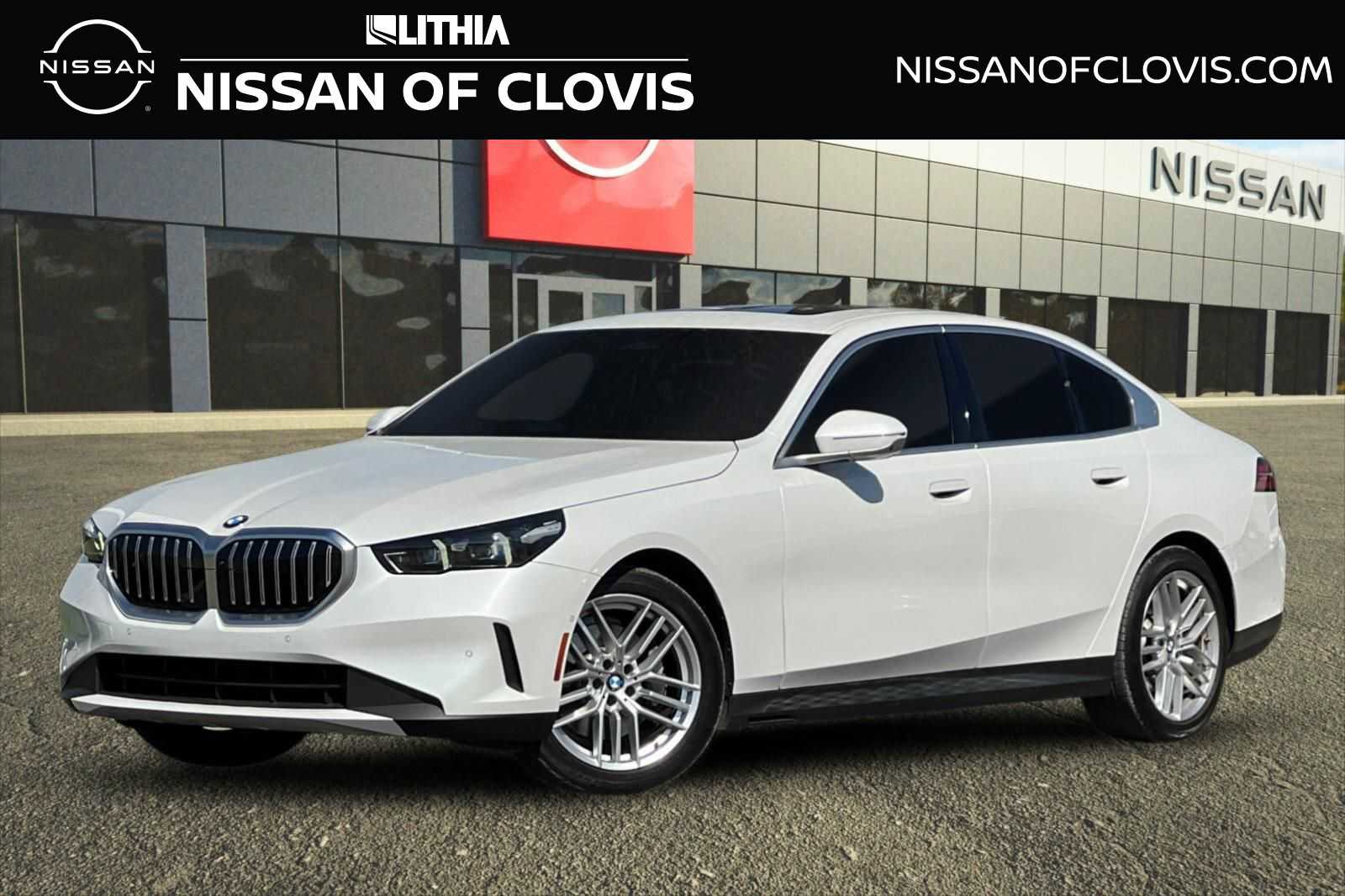 Used 2024 BMW 530i 530i w/ Premium Package image 1