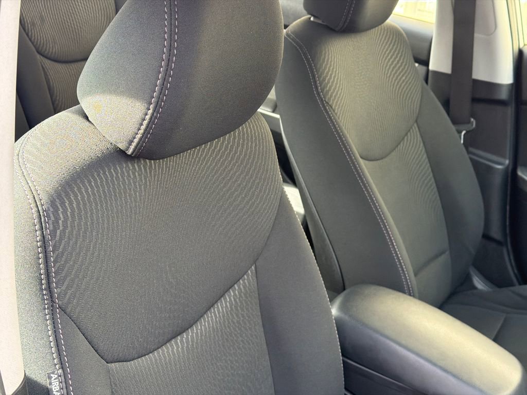 Used 2015 Hyundai Elantra SE w/ Option Group 03 image 9