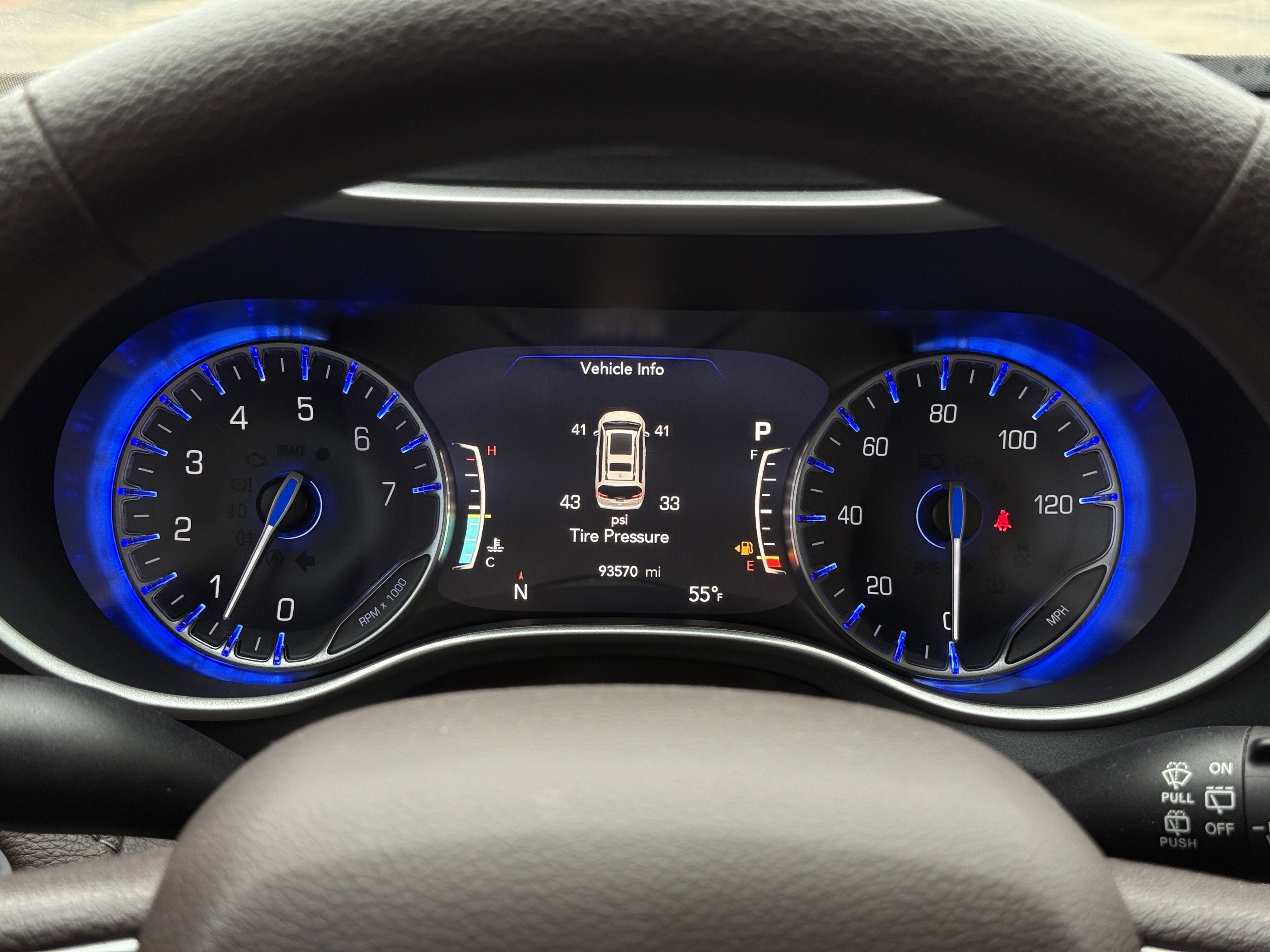 Used 2021 Chrysler Pacifica Touring image 19