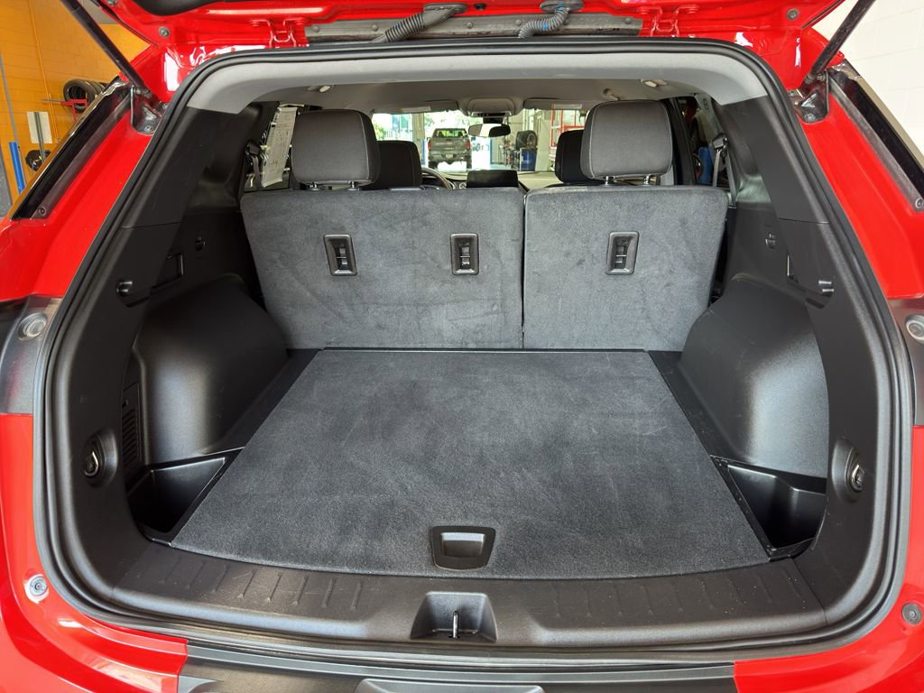 Used 2025 Chevrolet Blazer LT image 20