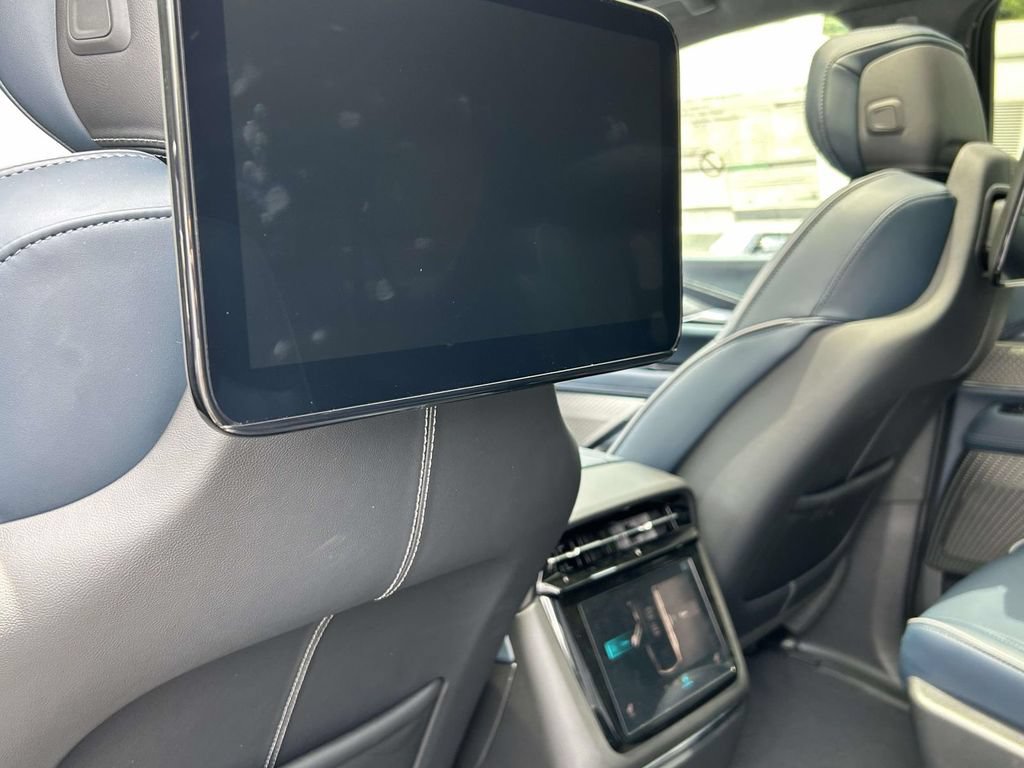 New 2026 Cadillac Escalade IQL Sport 2 AWD/4WD image 13