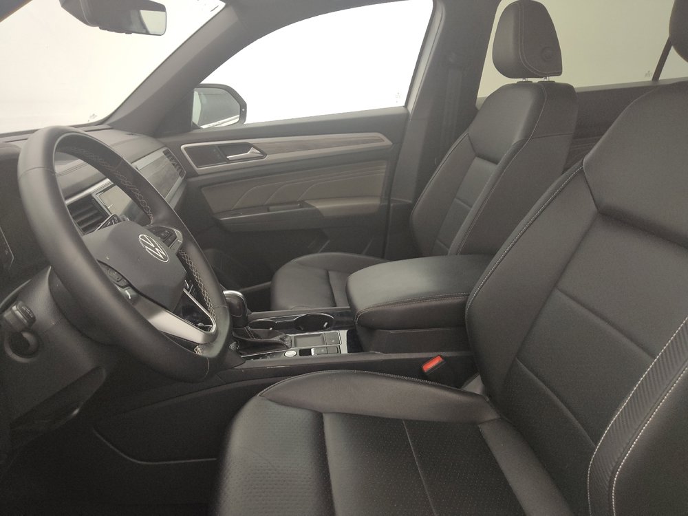 Used 2023 Volkswagen Atlas Cross Sport SE FWD image 17
