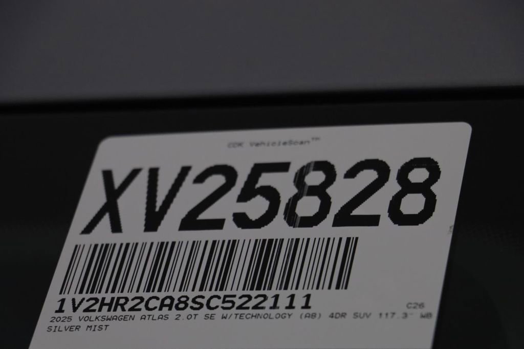 Used 2025 Volkswagen Atlas SE w/ Black Wheel Package image 23
