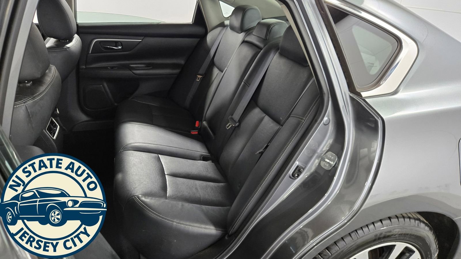Used 2018 Nissan Altima 2.5 SL FWD image 26