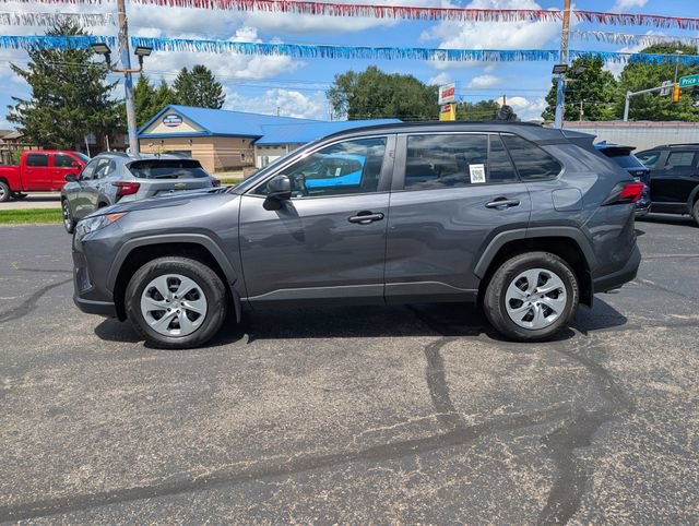Used 2020 Toyota RAV4 LE w/ All Weather Liner Package AWD/4WD image 4