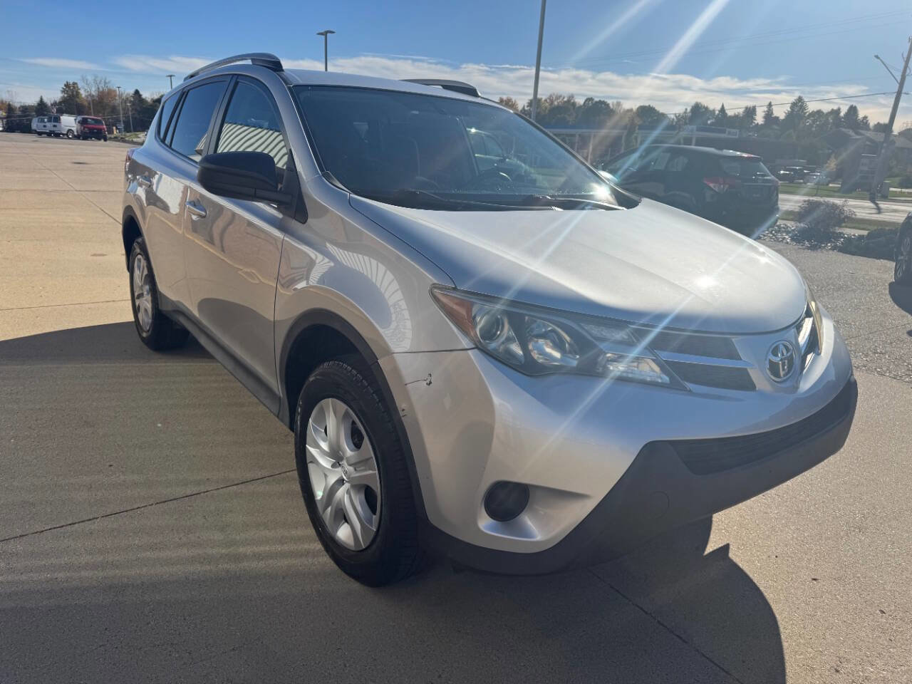 Used 2014 Toyota RAV4 LE image 27