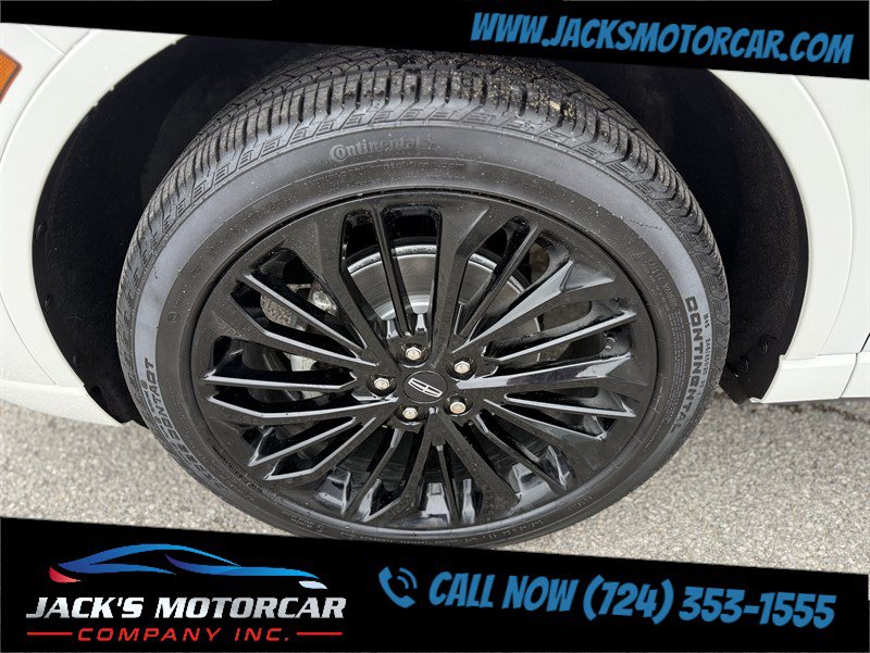 Used 2024 Lincoln Corsair Reserve w/ Equipment Group 201A AWD/4WD image 32