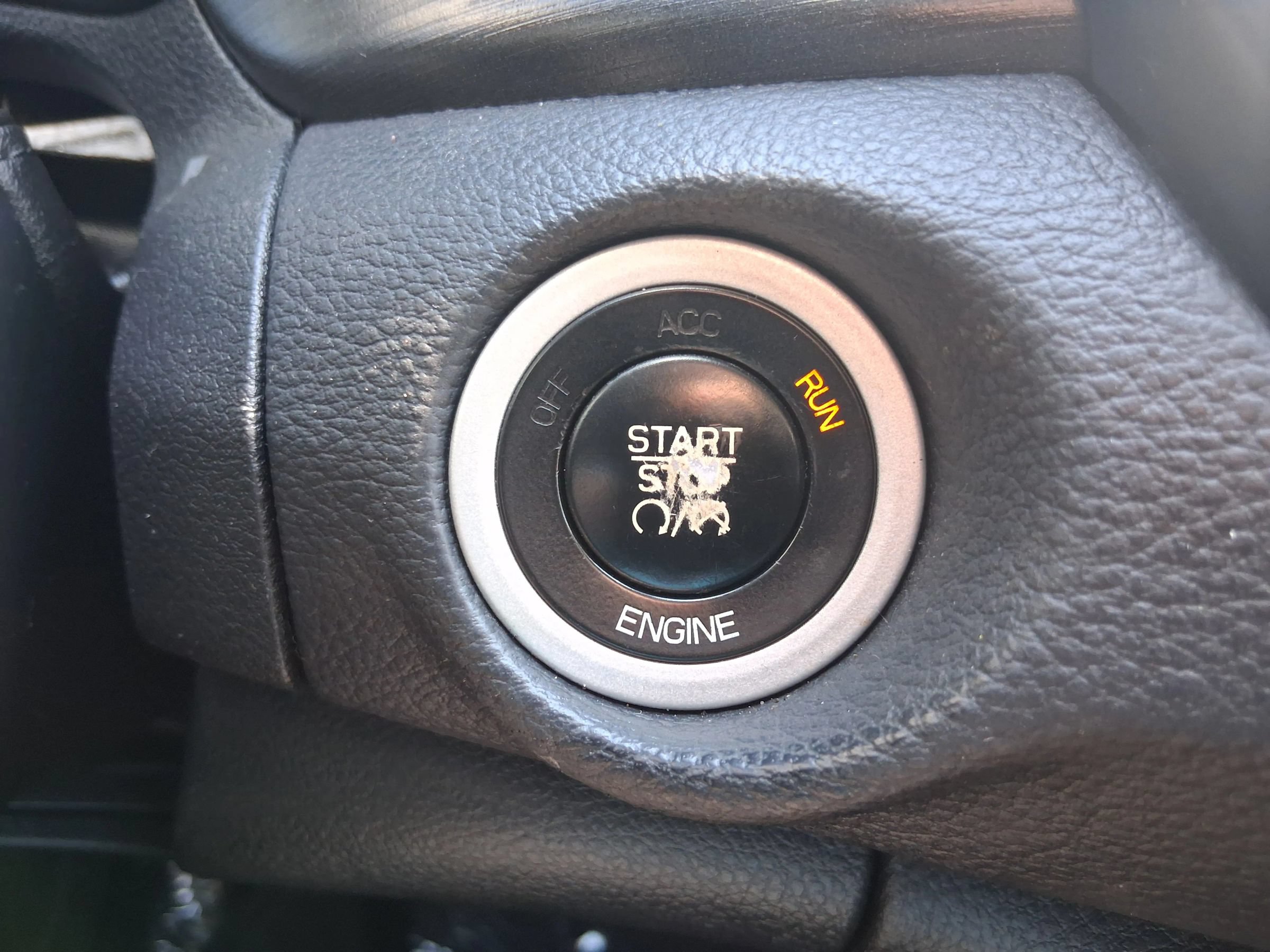 Used 2015 Chrysler 200 Limited FWD image 14