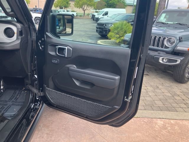 Used 2025 Jeep Wrangler Unlimited Sport S 4xe image 17