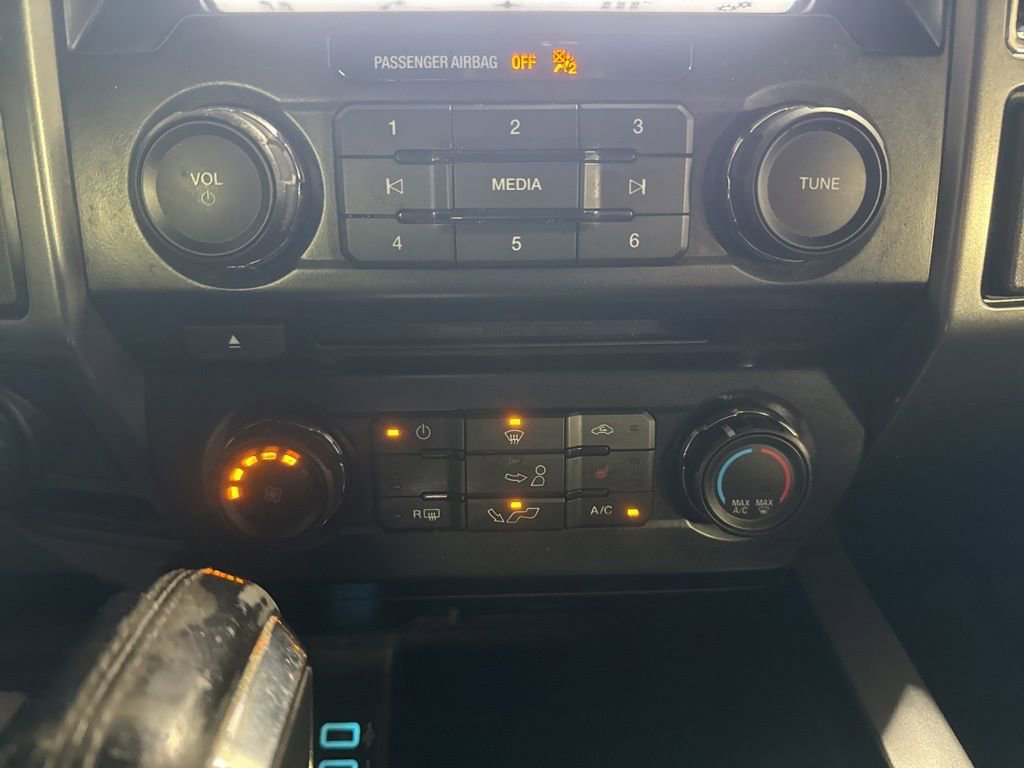Used 2017 Ford F150 XLT w/ Equipment Group 302A Luxury AWD/4WD image 28