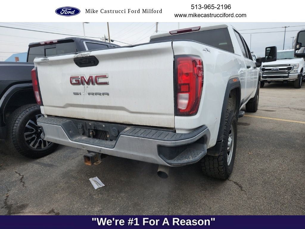 Used 2020 GMC Sierra 3500 4x4 Crew Cab w/ Gooseneck/5TH Wheel Package image 4
