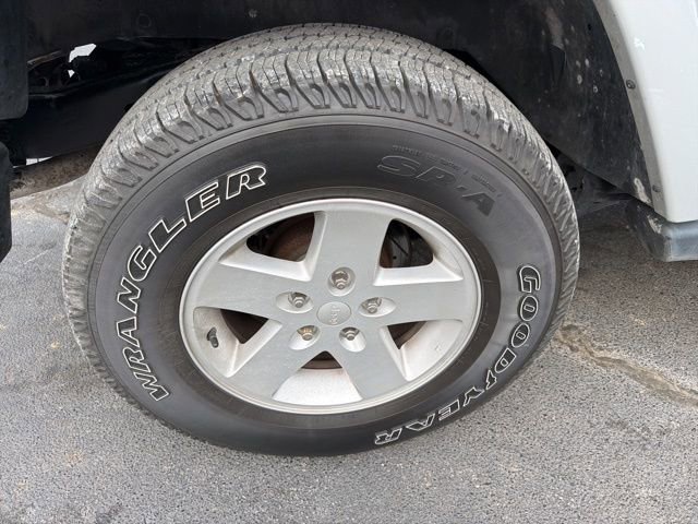 Used 2009 Jeep Wrangler Sahara image 11