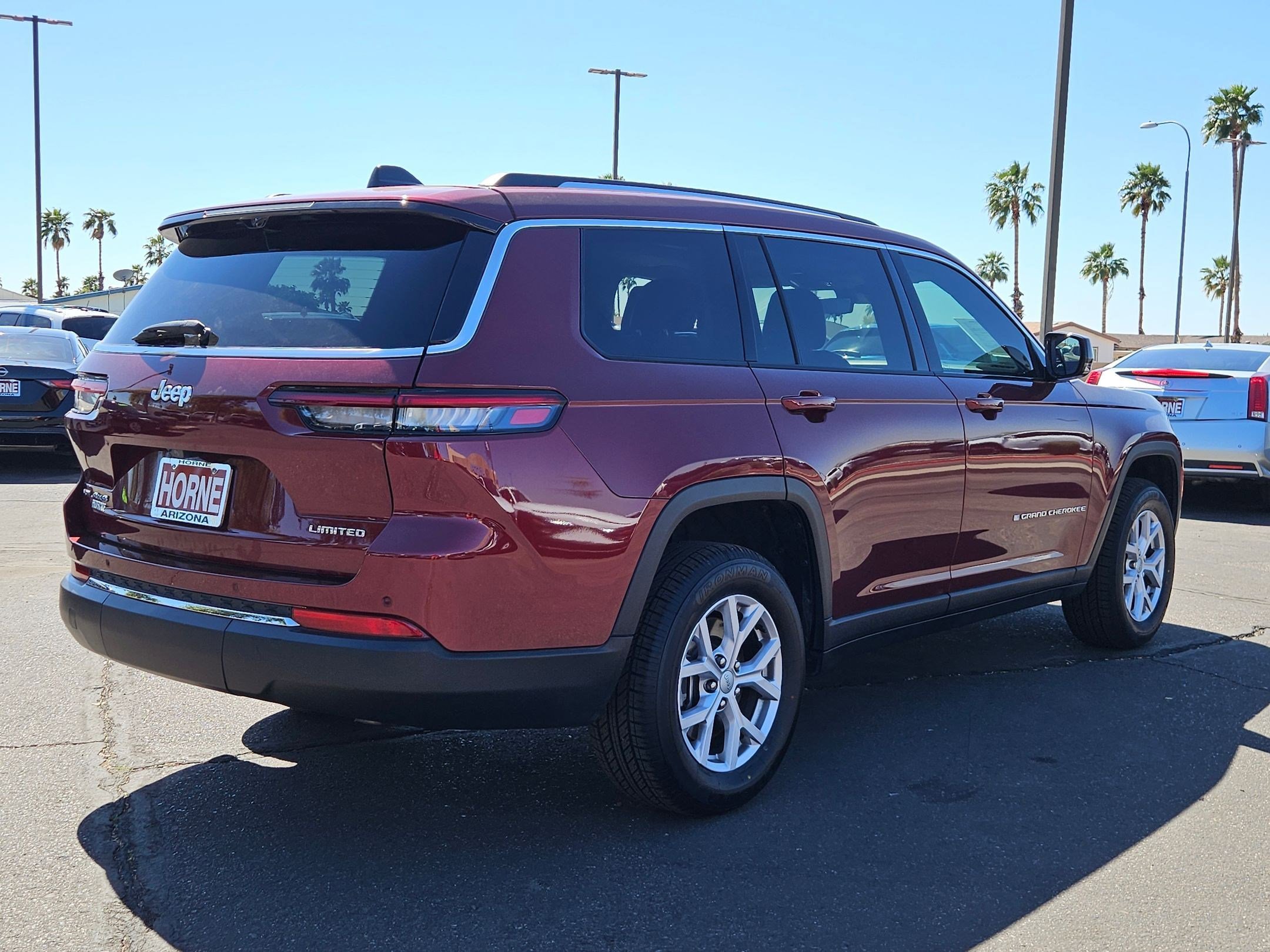 Used 2022 Jeep Grand Cherokee L Limited w/ Luxury Tech Group II image 5