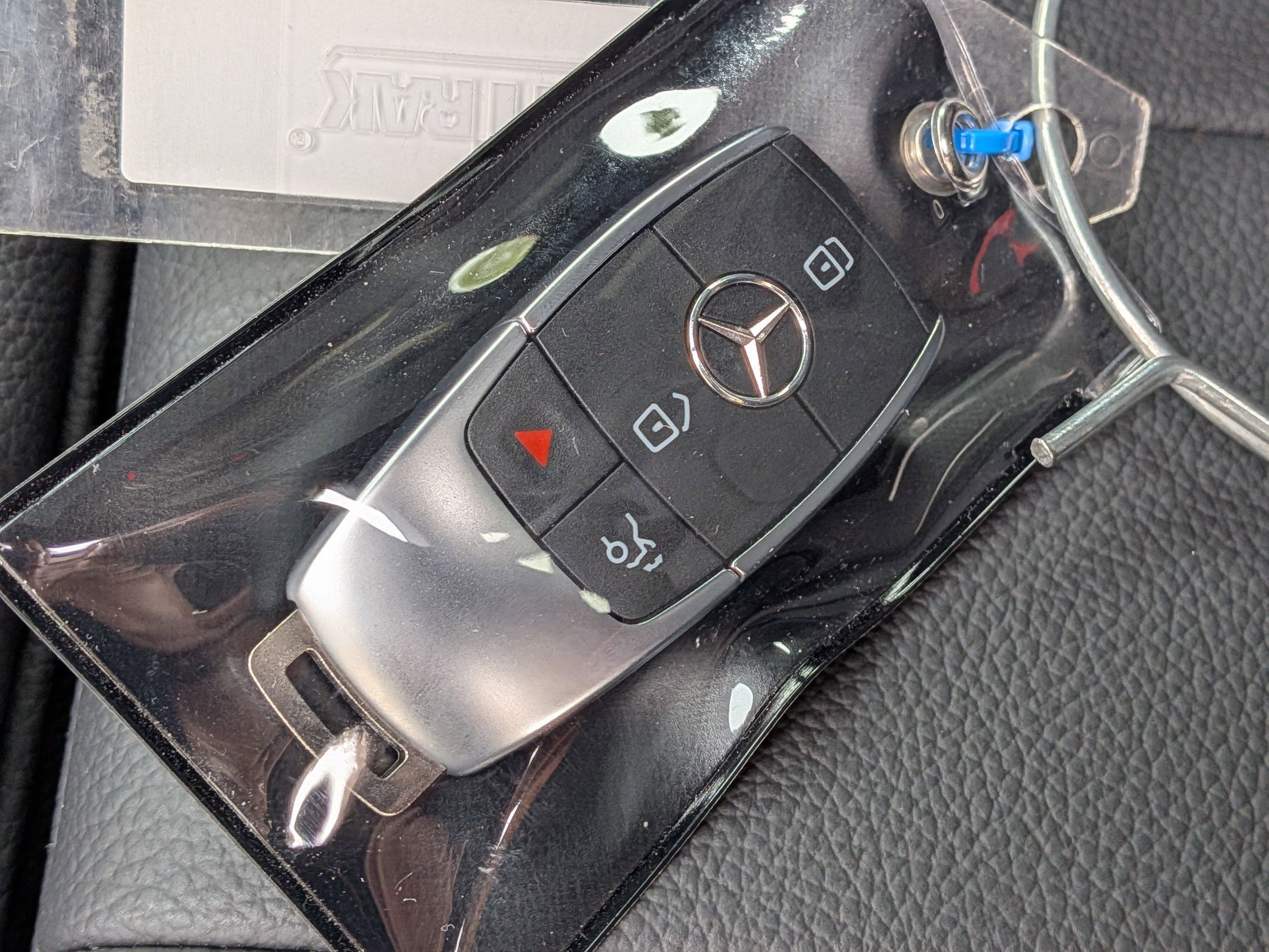 New 2026 Mercedes-Benz GLB 250 4MATIC image 37