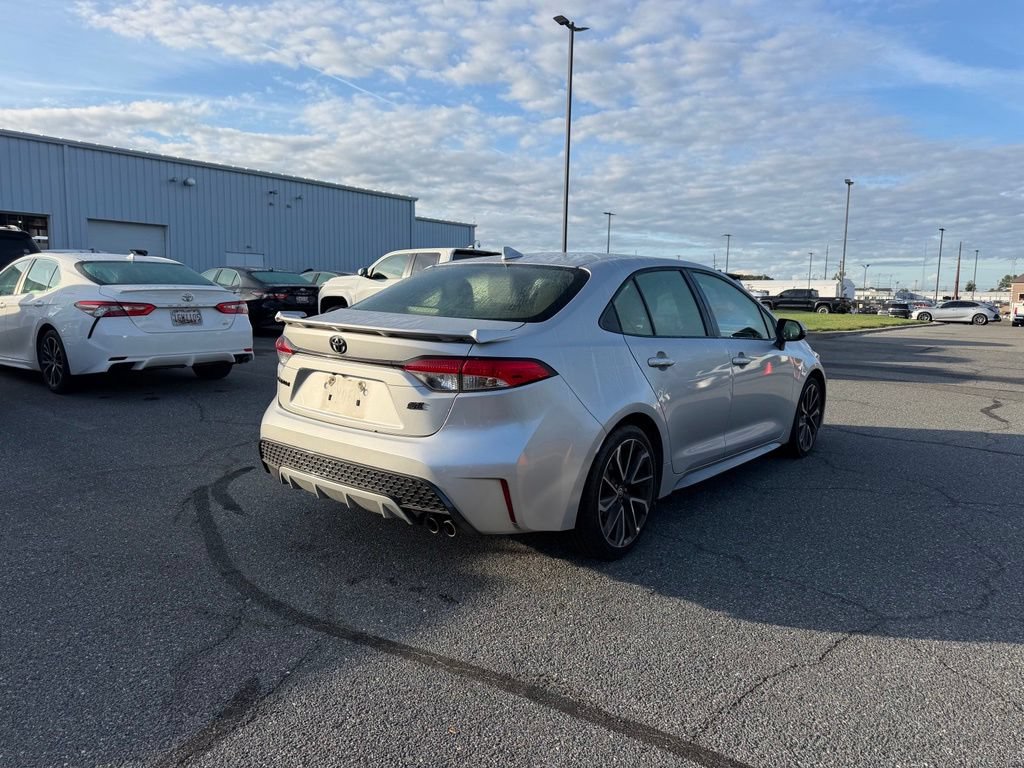 Used 2022 Toyota Corolla SE FWD image 5