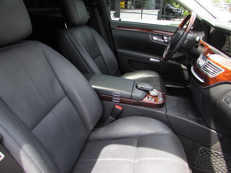 Used 2007 Mercedes-Benz S 550 image 24