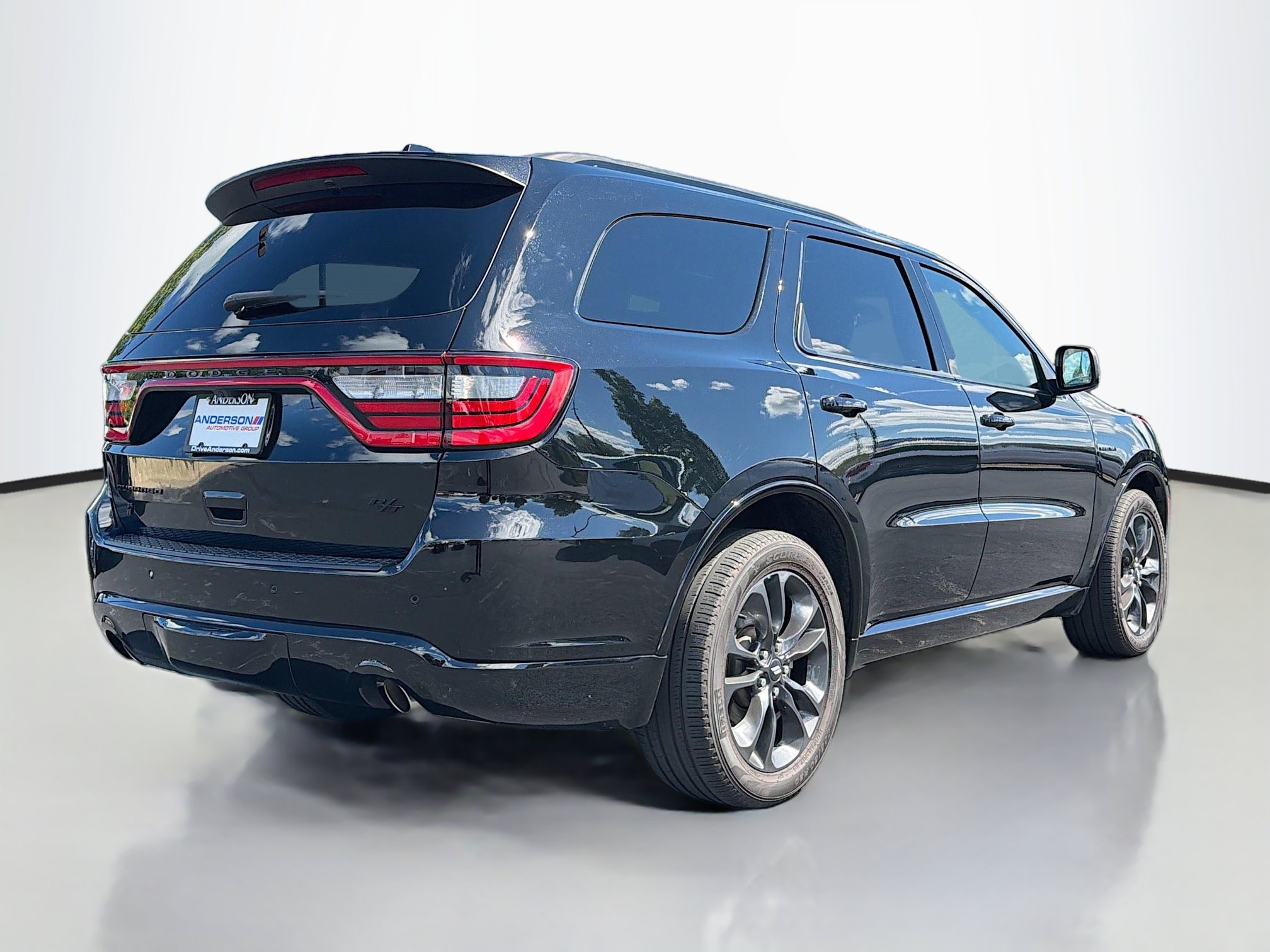 Used 2025 Dodge Durango R/T AWD/4WD image 2