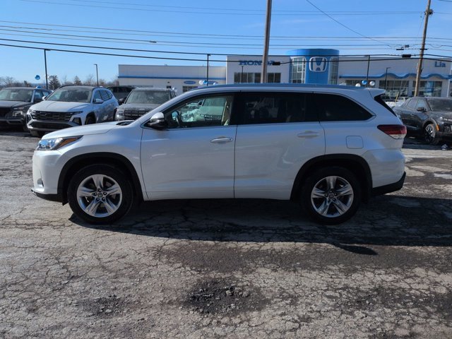 Certified 2017 Toyota Highlander Limited image 7