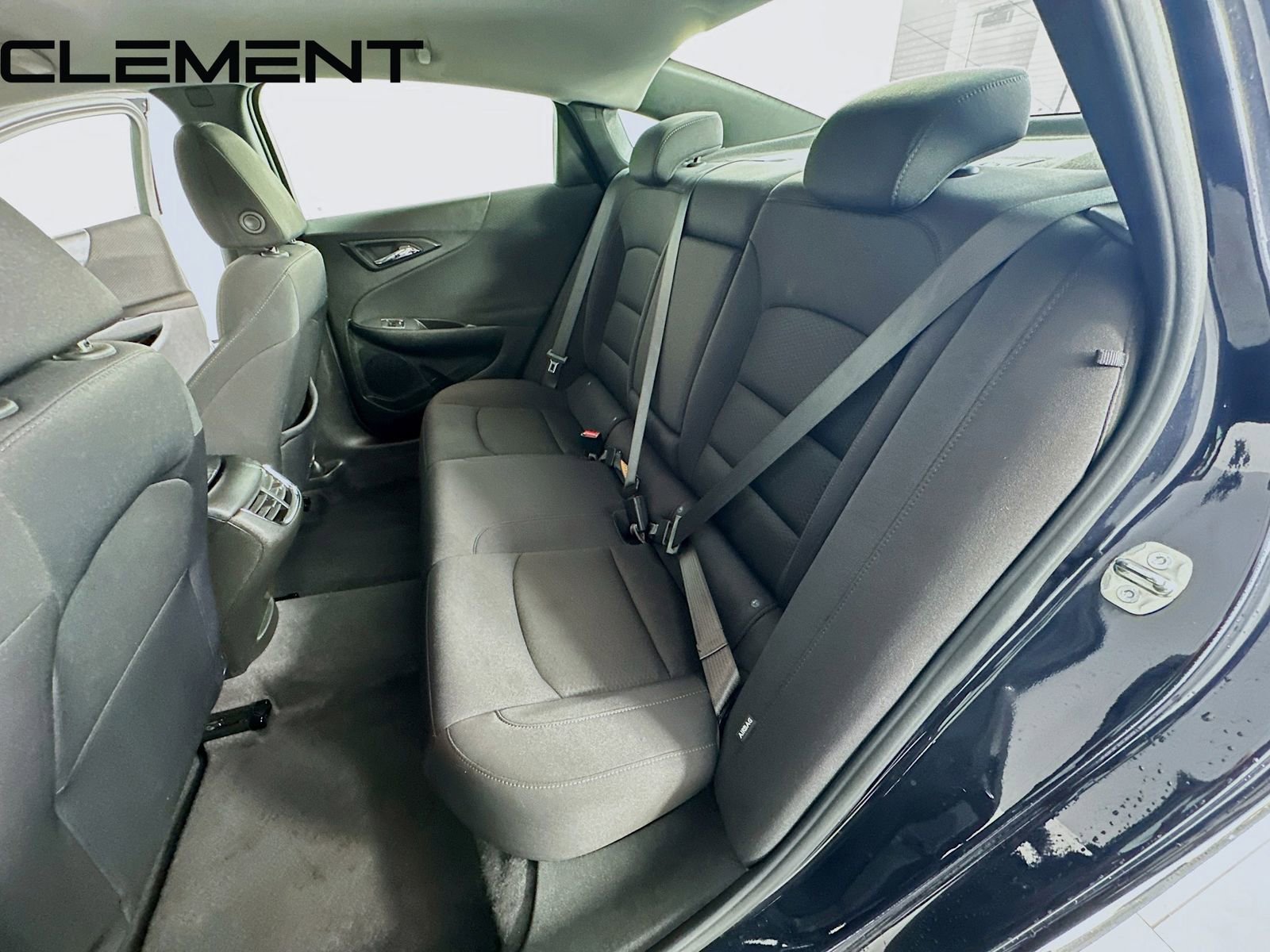 Used 2023 Chevrolet Malibu LT image 32