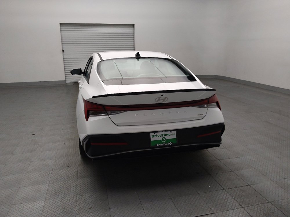 Used 2025 Hyundai Elantra SEL FWD image 6