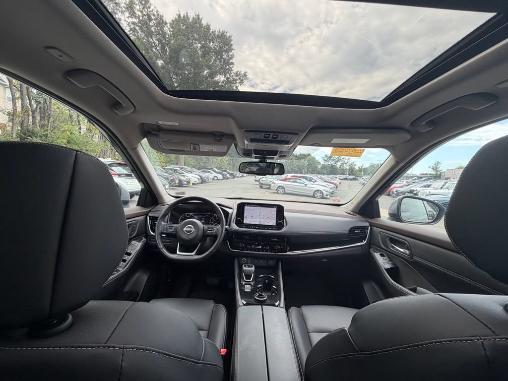 Used 2023 Nissan Rogue SL w/ SL Premium Package AWD/4WD image 6