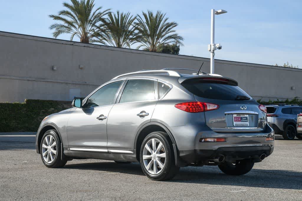 Used 2017 INFINITI QX50 2WD w/ Premium Plus Package image 7