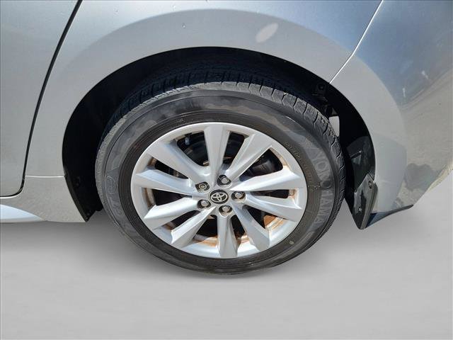 Used 2023 Toyota Corolla SE FWD image 9