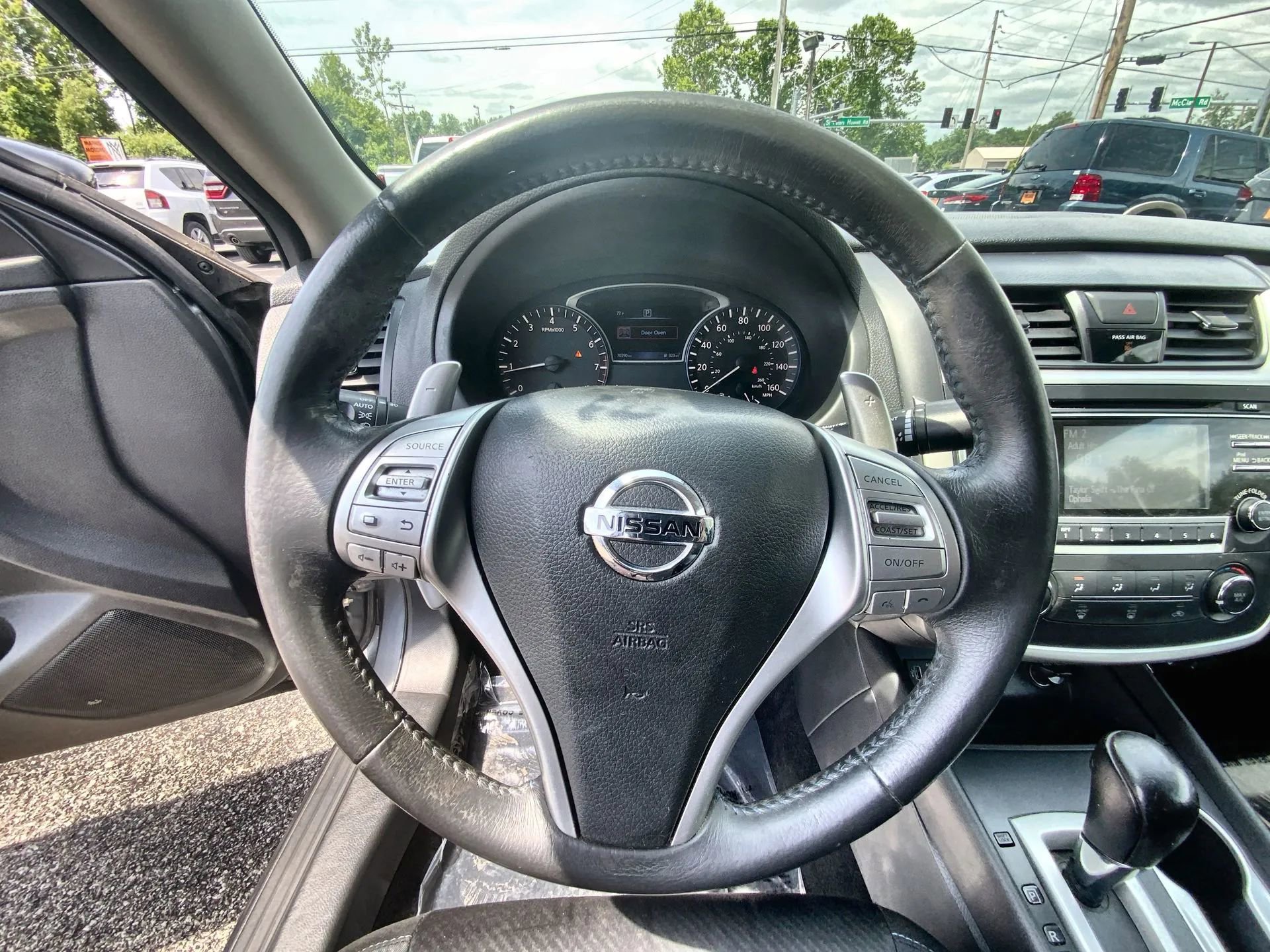 Used 2017 Nissan Altima 2.5 SR w/ Midnight Edition Package FWD image 11
