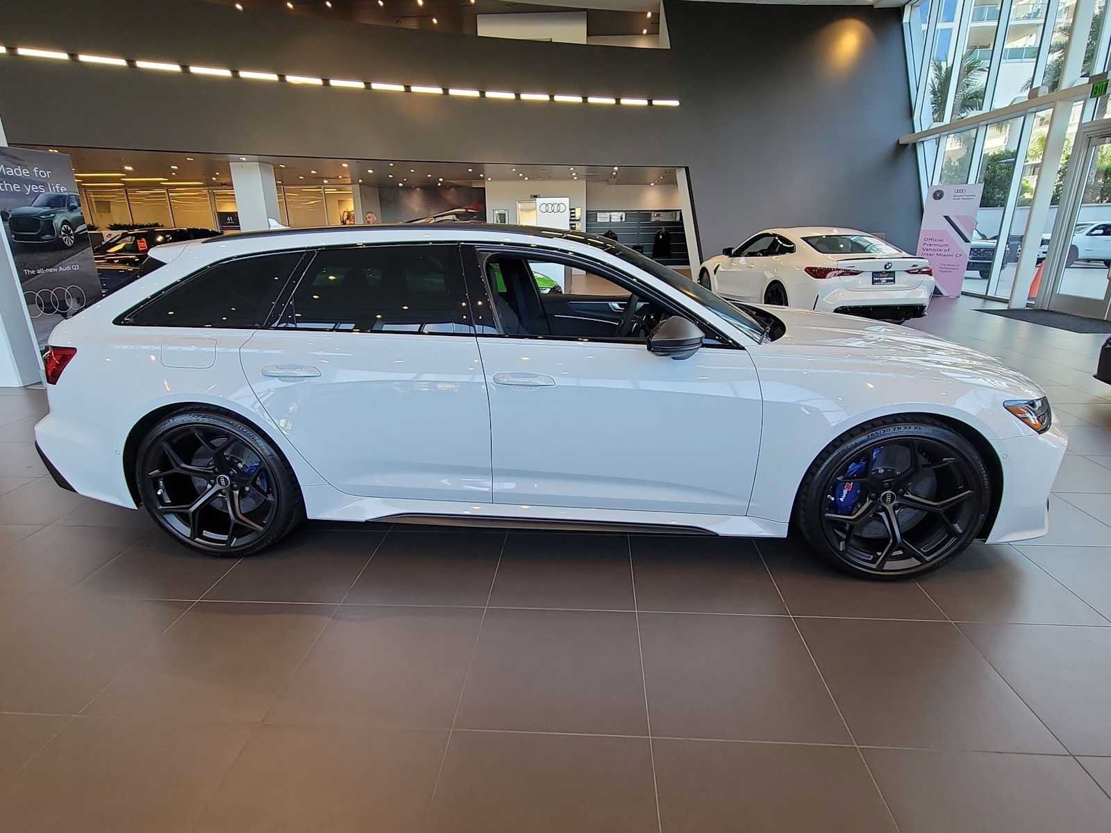 Certified 2025 Audi RS 6 performance AWD/4WD image 7