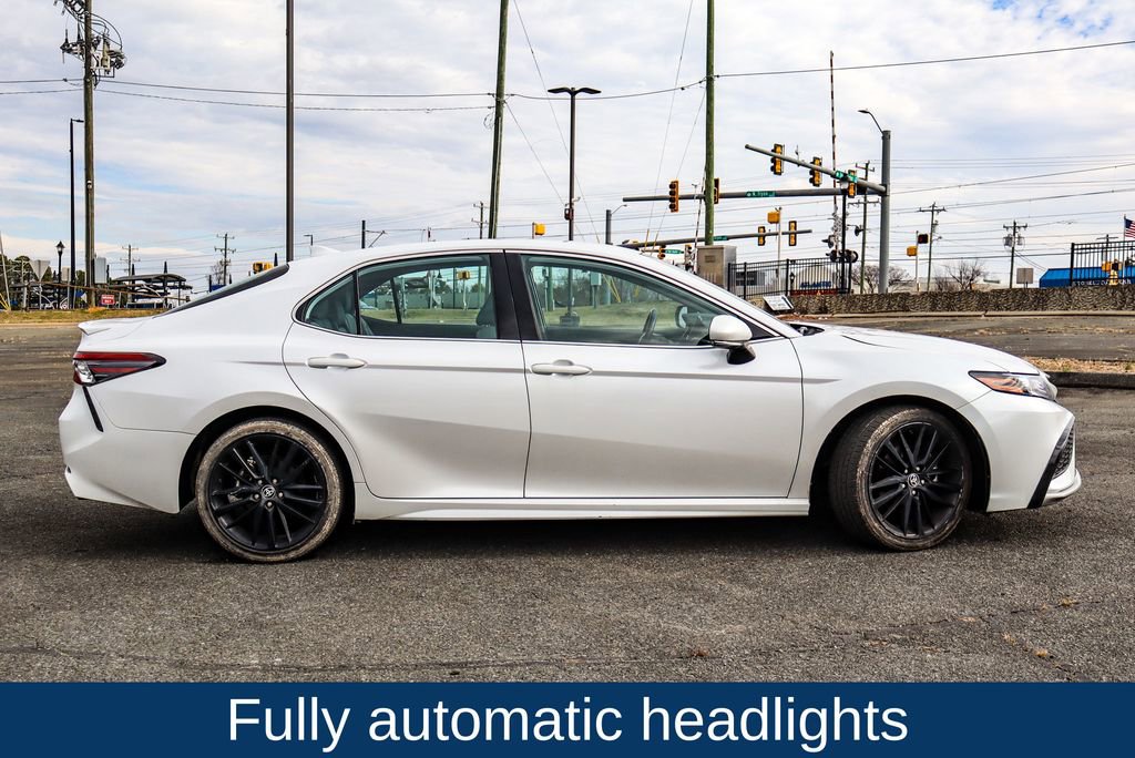 Used 2024 Toyota Camry XSE image 9