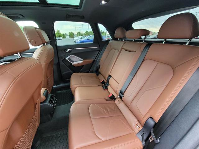 Certified 2023 Audi Q3 2.0T Premium w/ Convenience Package AWD/4WD image 16
