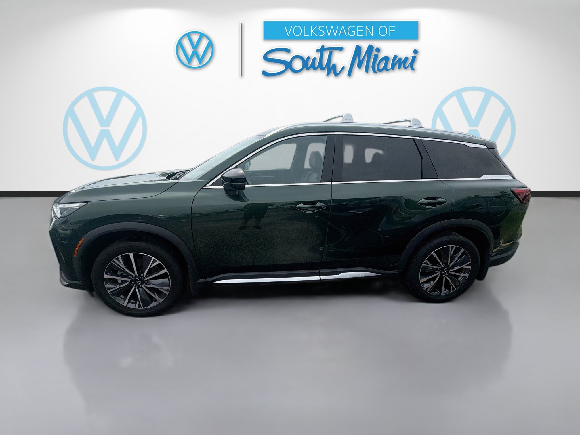 Used 2026 INFINITI QX60 Luxe w/ Family Package FWD image 5