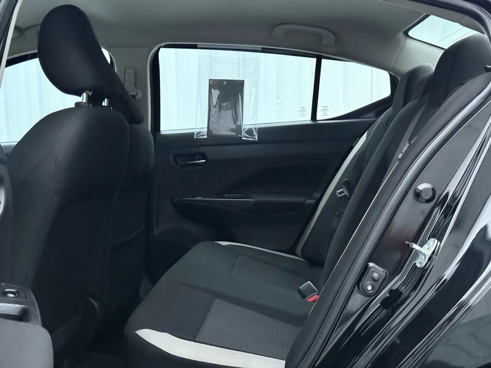 Used 2021 Nissan Versa SV image 14