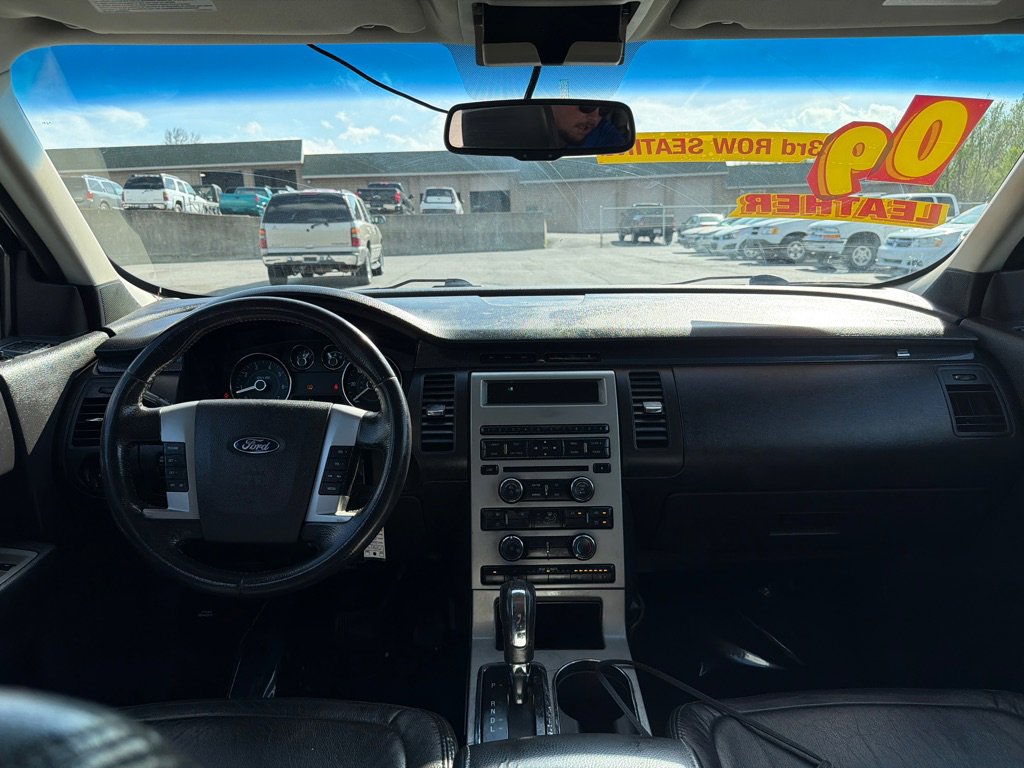 Used 2009 Ford Flex SE FWD image 14