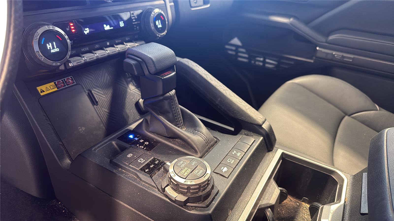 Used 2025 Toyota Tacoma TRD Off-Road w/ TRD Off Road Premium Package image 22