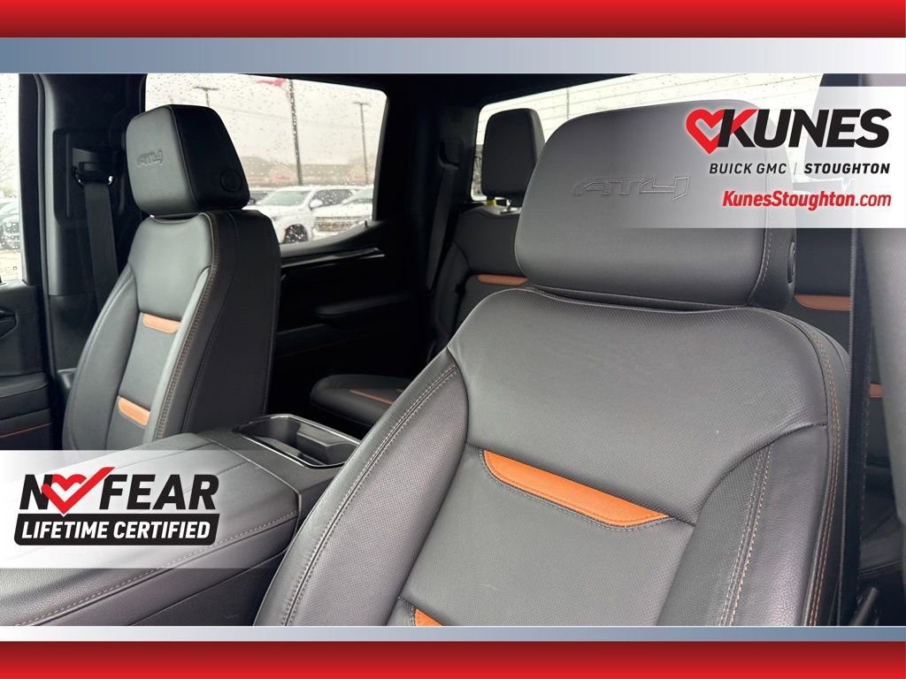 Used 2025 GMC Sierra 1500 AT4 image 25