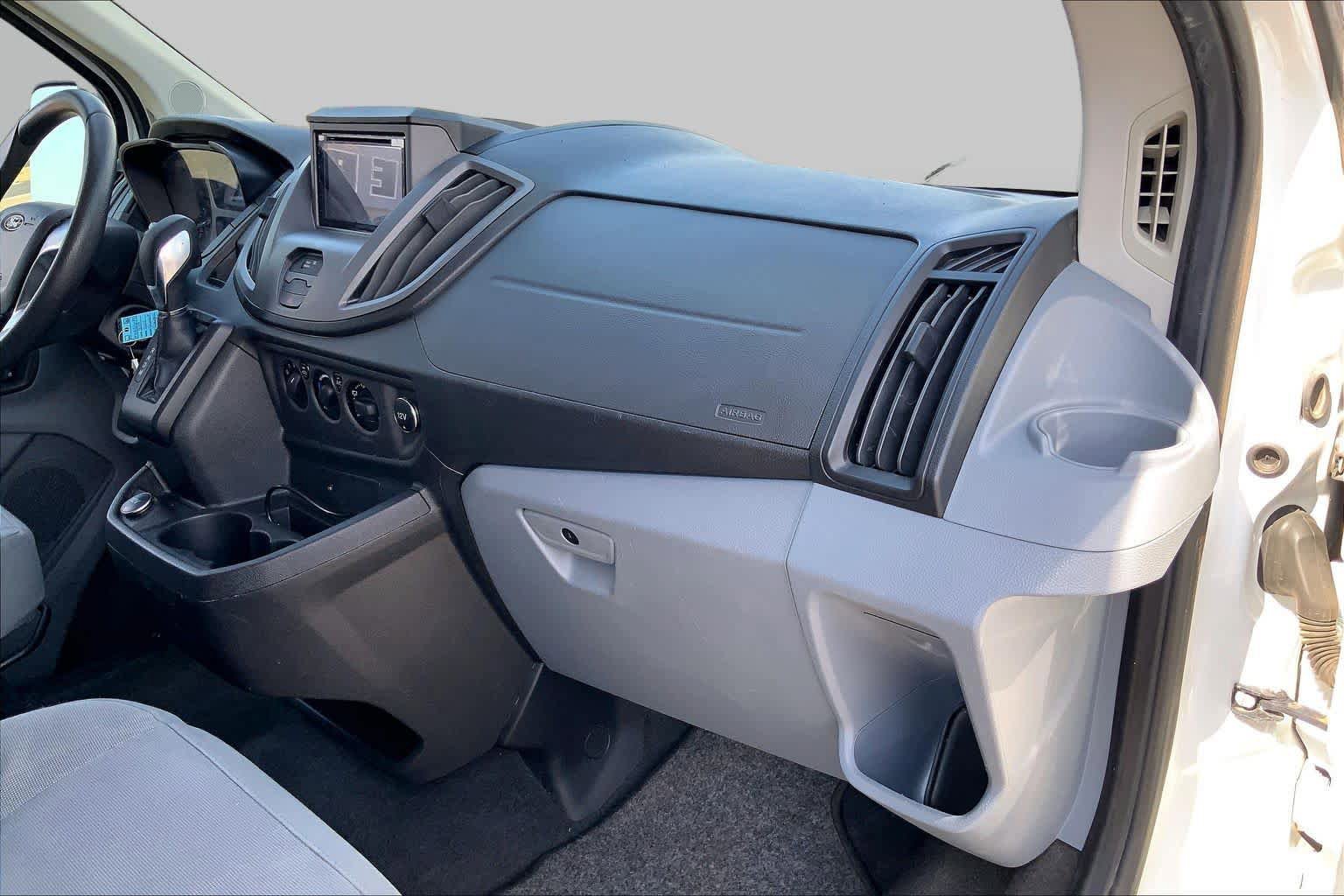 Used 2019 Ford Transit 350 XLT RWD image 19