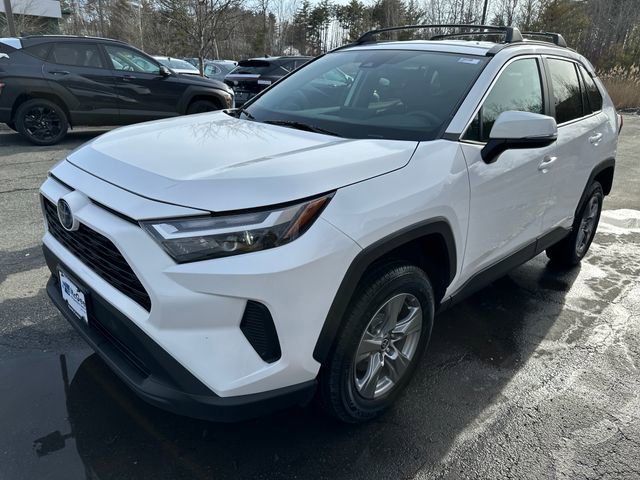 Used 2022 Toyota RAV4 XLE AWD/4WD image 1