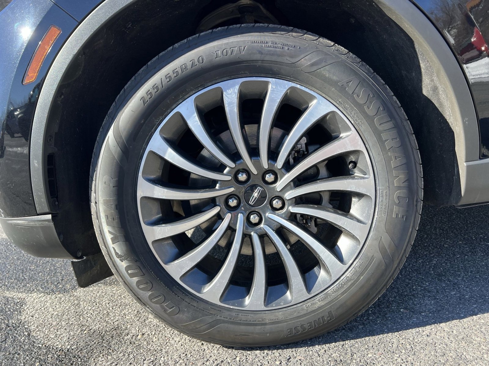 Used 2024 Lincoln Aviator Premiere w/ Premium Package image 12