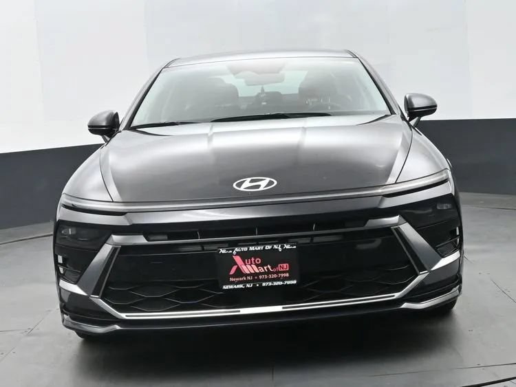 Used 2024 Hyundai Sonata SEL FWD image 3