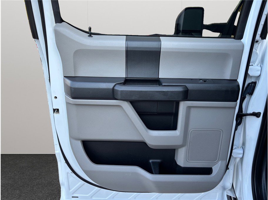 Used 2021 Ford F250 XL w/ Power Equipment Group image 32