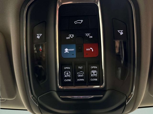 Used 2024 Jeep Grand Cherokee Limited 4xe w/ Luxury Tech Group II image 26