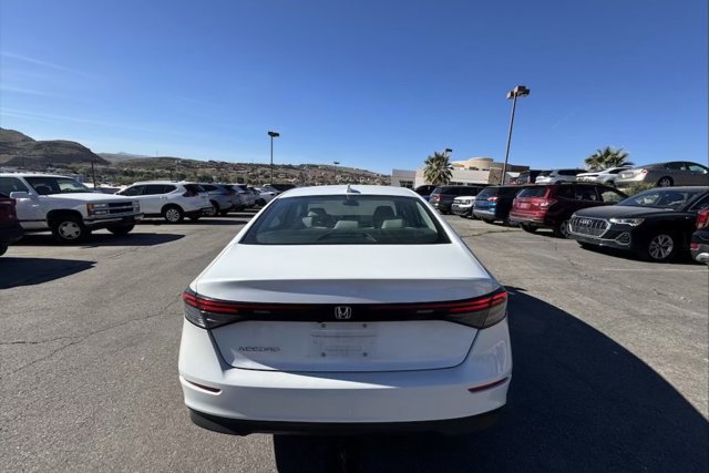 Used 2023 Honda Accord EX image 4