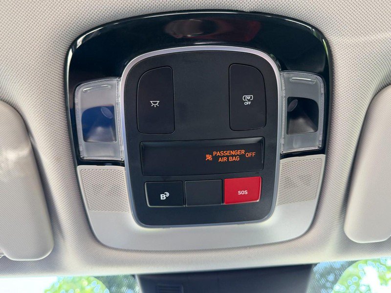 Used 2025 Hyundai Tucson SE FWD image 46