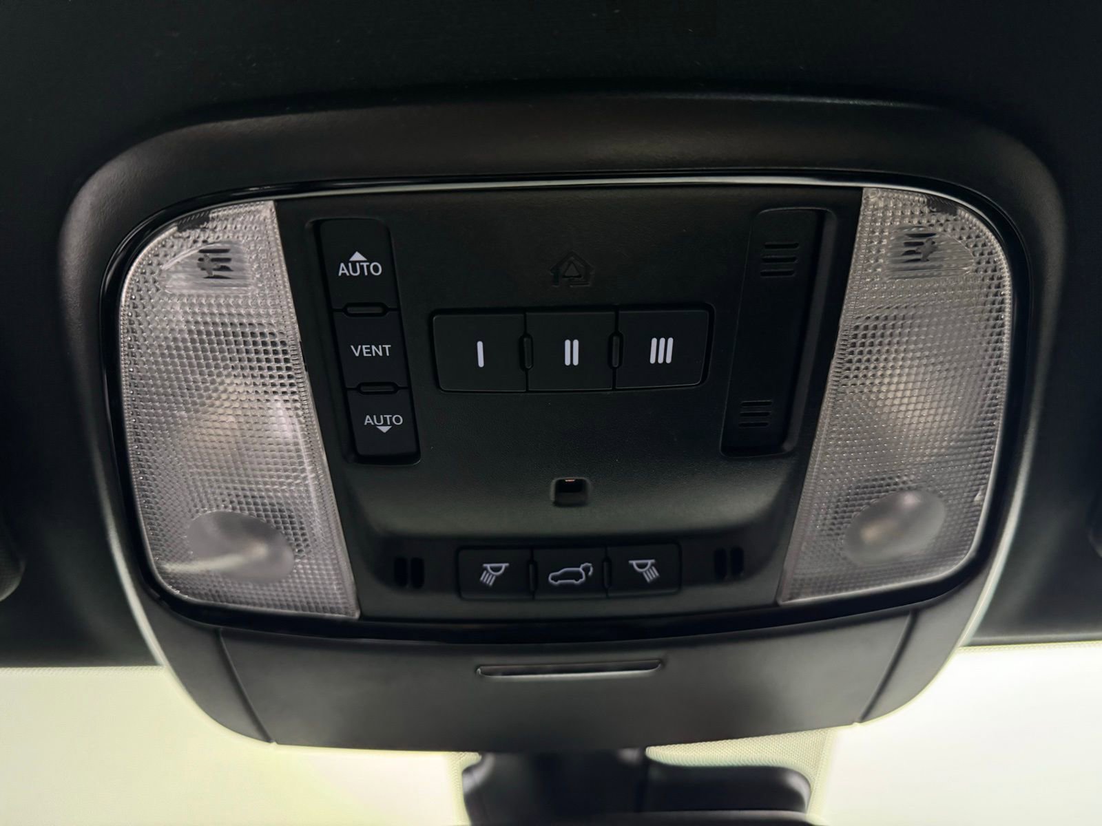 Used 2022 Dodge Durango SRT w/ Black Package image 23