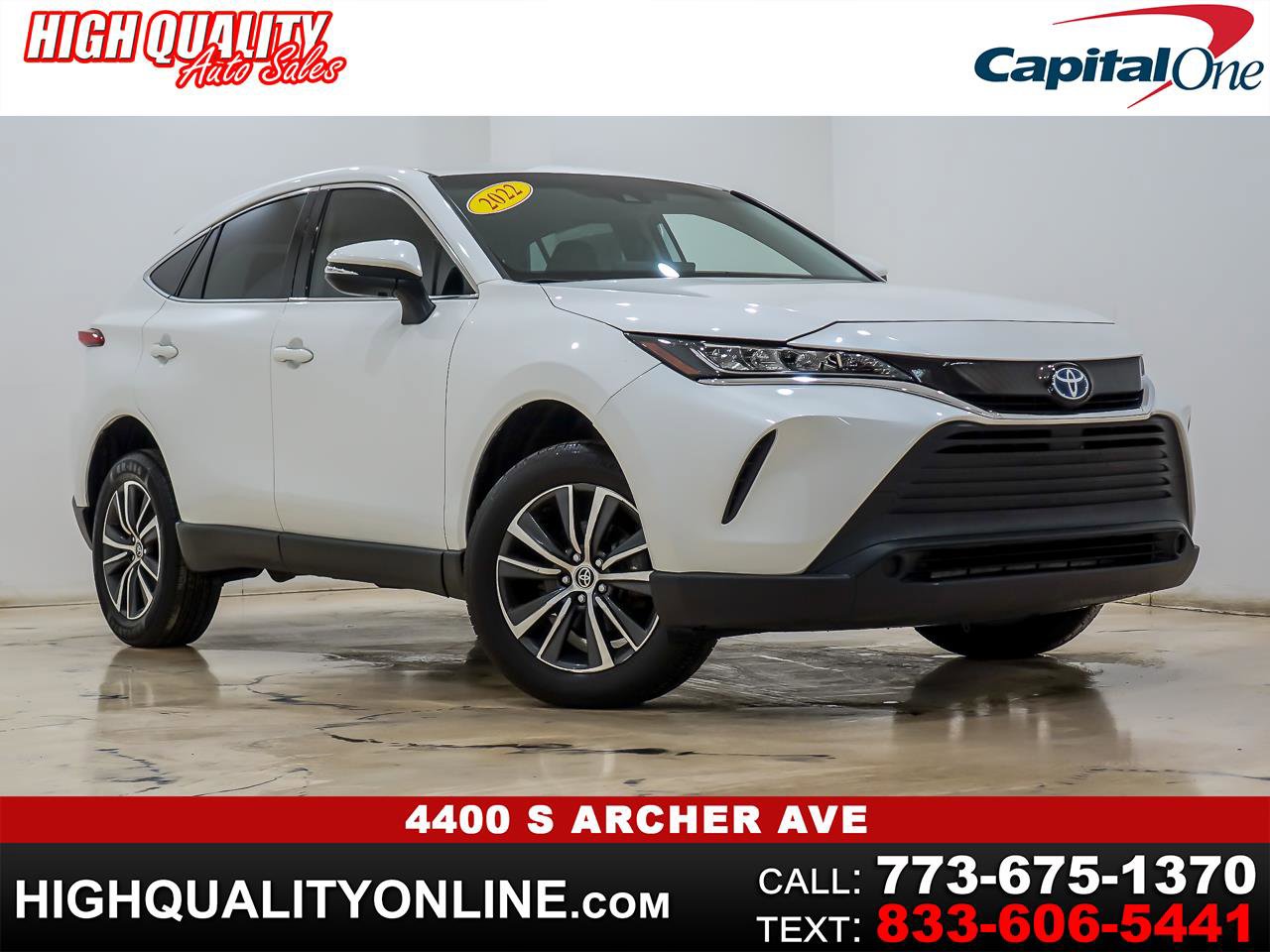 Used 2022 Toyota Venza LE image 1