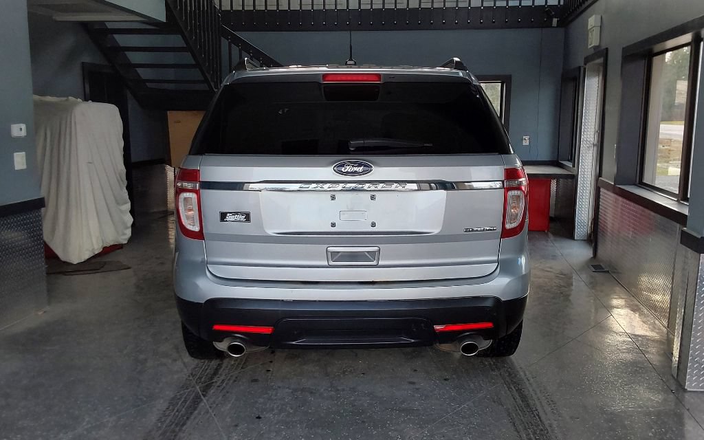 Used 2013 Ford Explorer FWD image 9